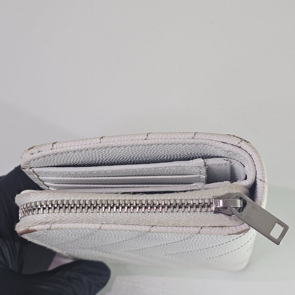 Authentic YSL Cassandra Zippy Compact Wallet - Picture 4 of 9